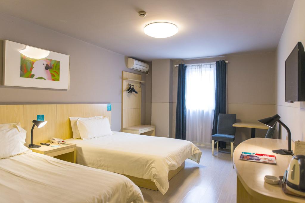Jinjiang Inn Select Wuhan Chu Hehan Street Shuiguohu Exterior photo